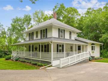 22.05 acres in Knapp