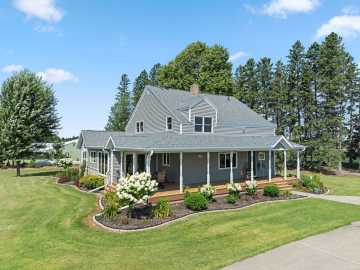 420.89 acres in Glen Flora
