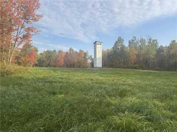 960 acres in Exeland