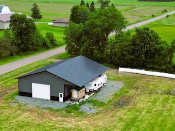 84.46 acres in Sheldon