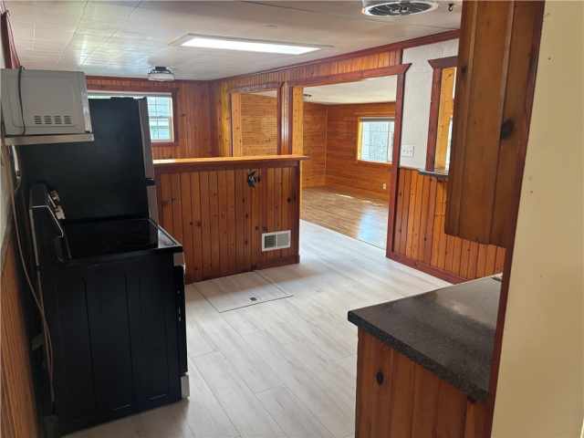 Mikana Residential Real Estate