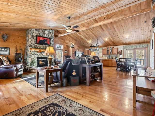 Spooner Residential Real Estate