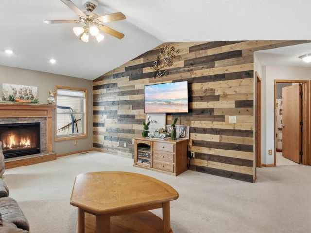 Bloomer Residential Real Estate