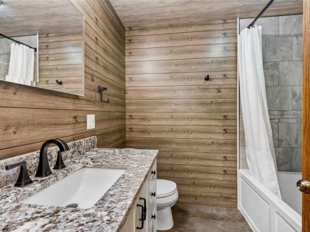 Spooner Residential Real Estate