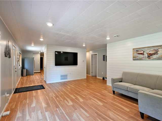 Sarona Residential Real Estate