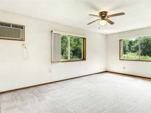 Glen Flora Farm Real Estate