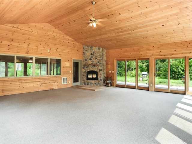 Glen Flora Farm Real Estate