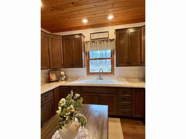 Stone Lake Residential Real Estate