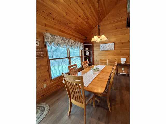 Stone Lake Residential Real Estate