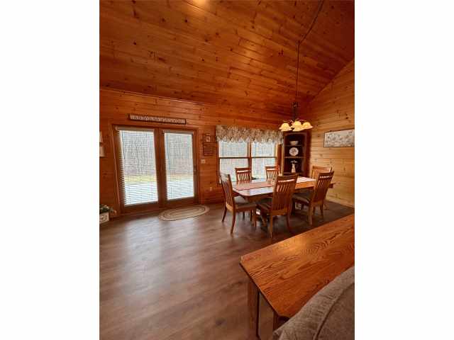 Stone Lake Residential Real Estate