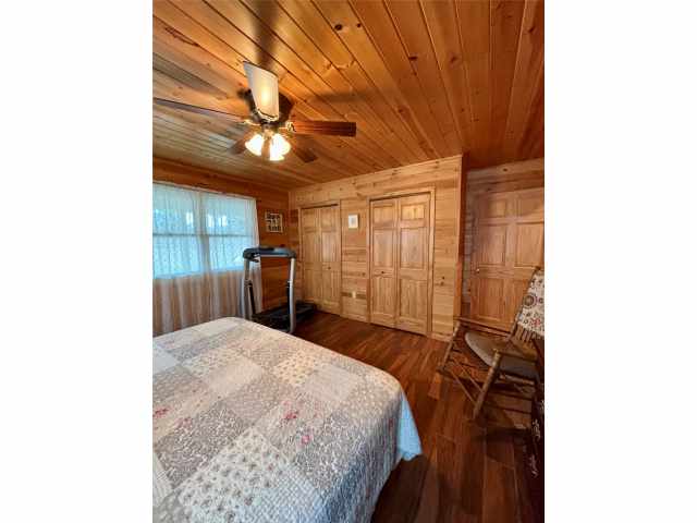 Stone Lake Residential Real Estate