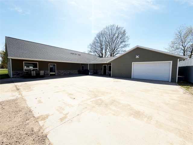 New Auburn Commercial Real Estate
