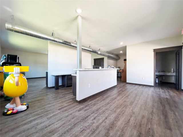 New Auburn Commercial Real Estate