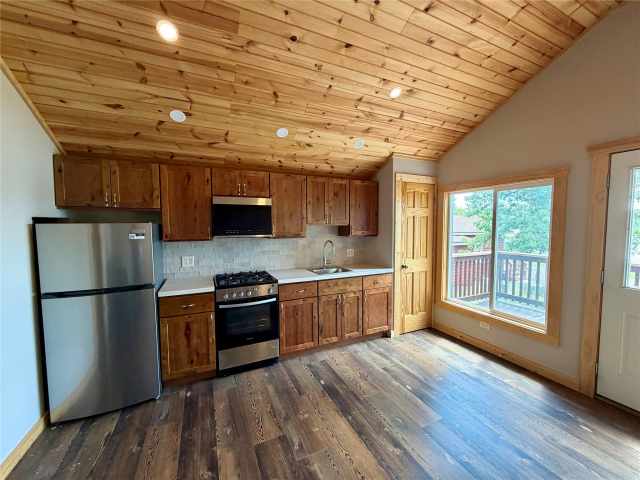 Minong Residential Real Estate