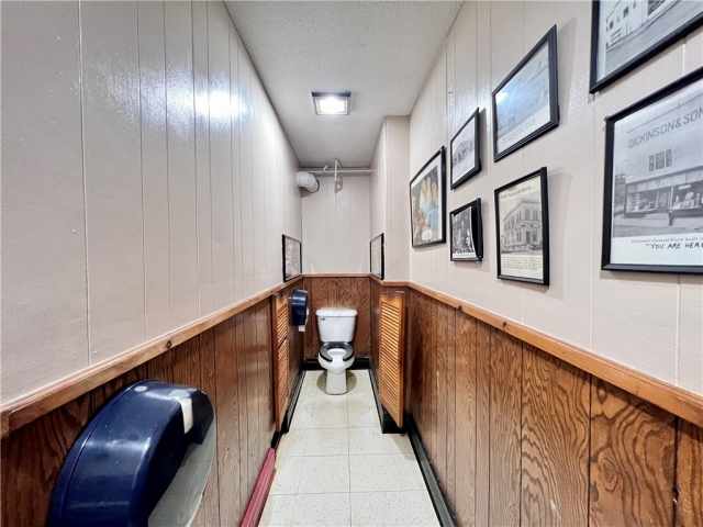 Stone Lake Commercial Real Estate