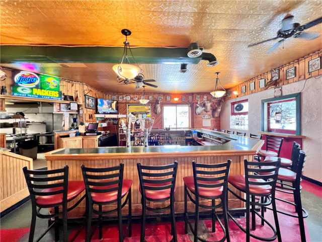 Stone Lake Commercial Real Estate