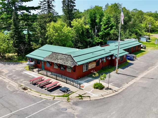 Stone Lake Commercial Real Estate