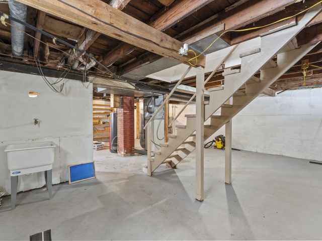 Dresser Residential Real Estate