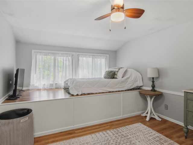 Spooner Residential Real Estate