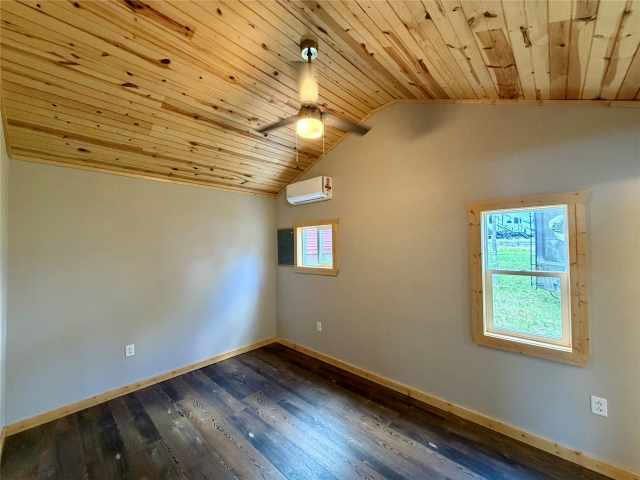 Minong Residential Real Estate