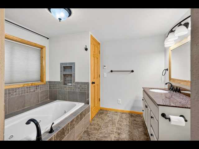 Minong Residential Real Estate