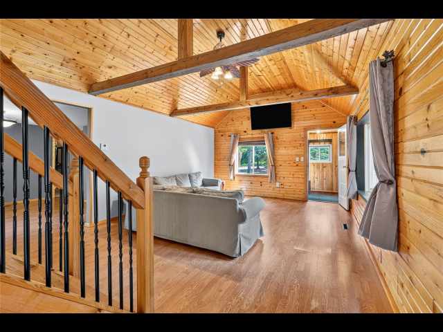 Minong Residential Real Estate
