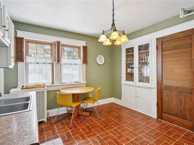 Waterloo Multifamily Real Estate