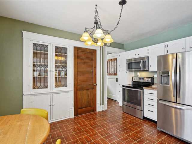 Waterloo Multifamily Real Estate