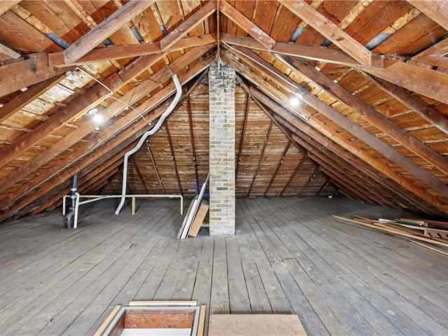 Waterloo Multifamily Real Estate