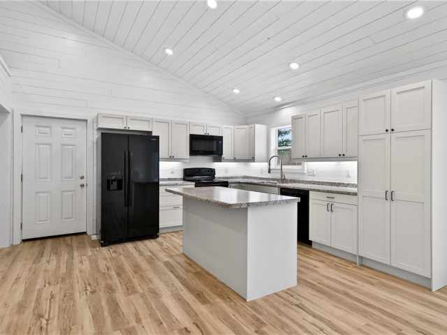 Shell Lake Residential Real Estate