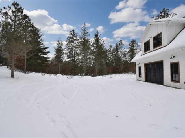 Minong Residential Real Estate