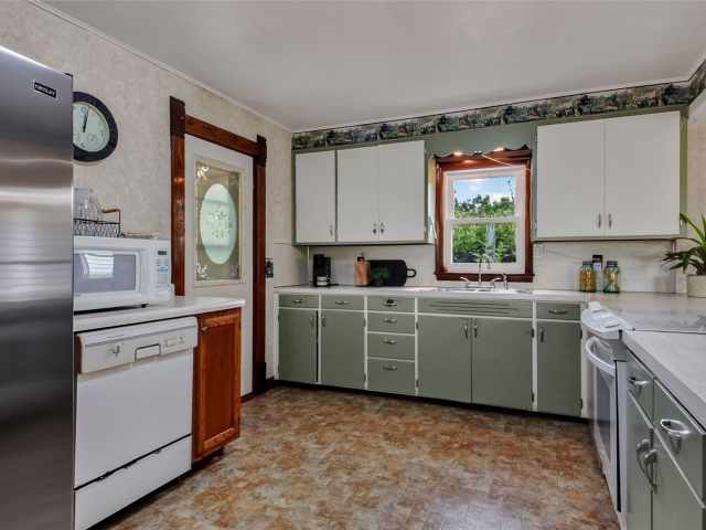Hixton Residential Real Estate
