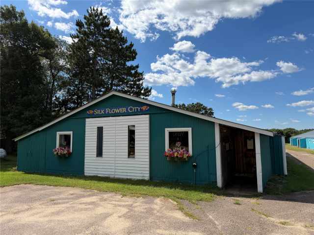 Elk Mound Residential Real Estate