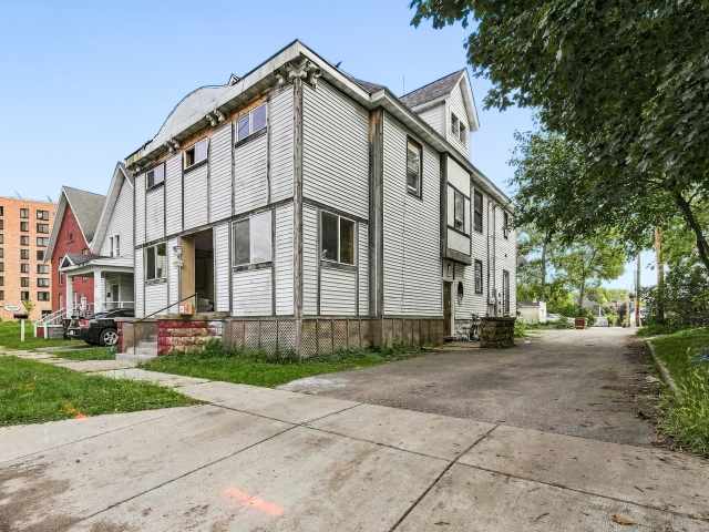 Eau Claire Multifamily Real Estate
