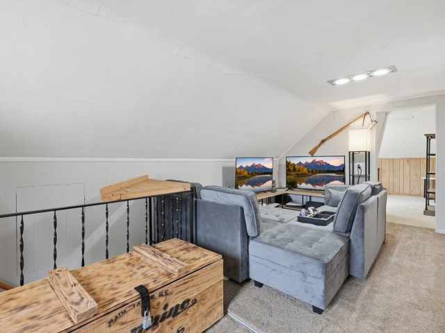 Elmwood Residential Real Estate