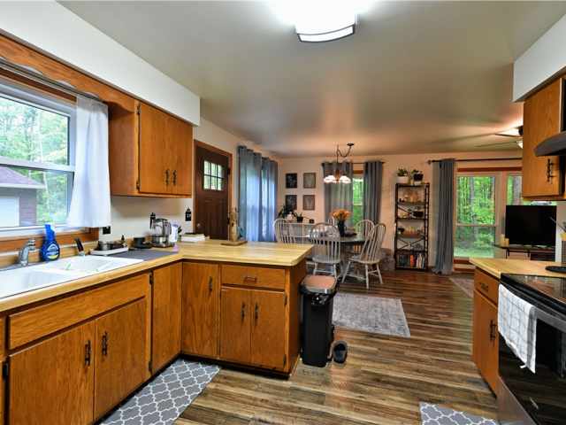 Stone Lake Residential Real Estate