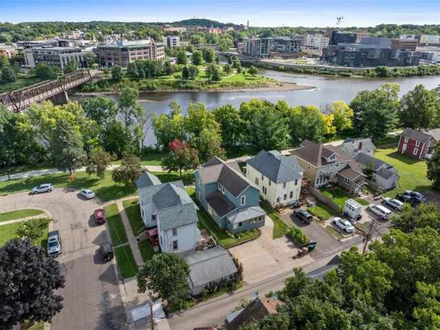 Eau Claire Multifamily Real Estate