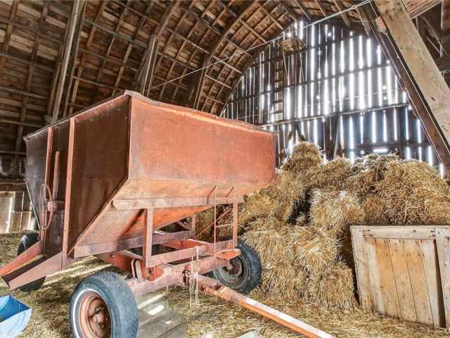 Cadott Farm Real Estate