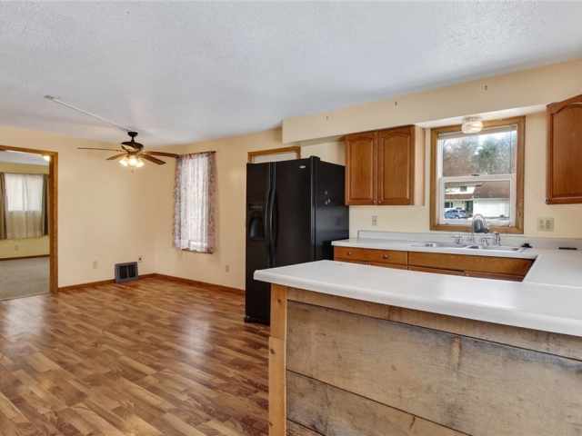 Cadott Farm Real Estate