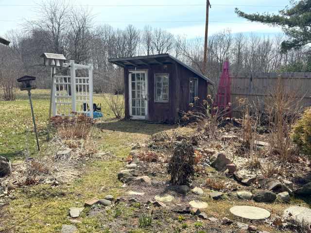 Almena Residential Real Estate