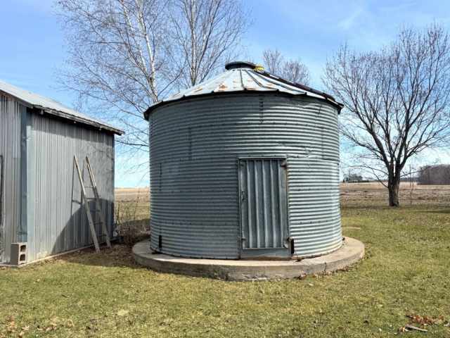 Almena Residential Real Estate