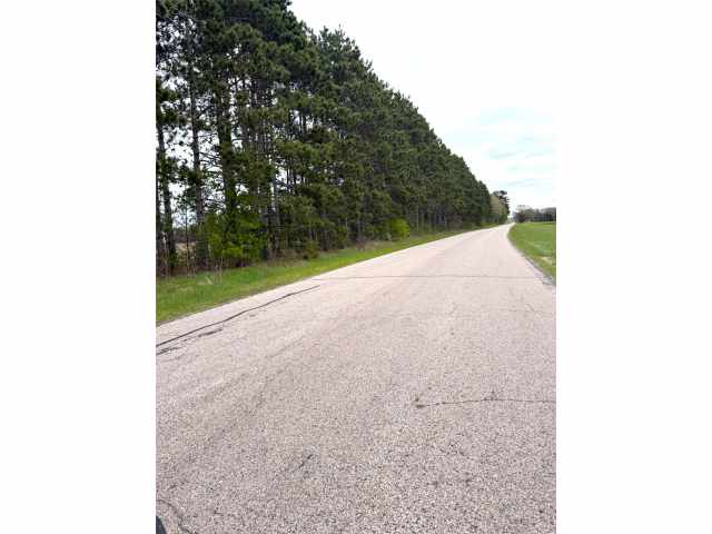 Hixton Land Real Estate