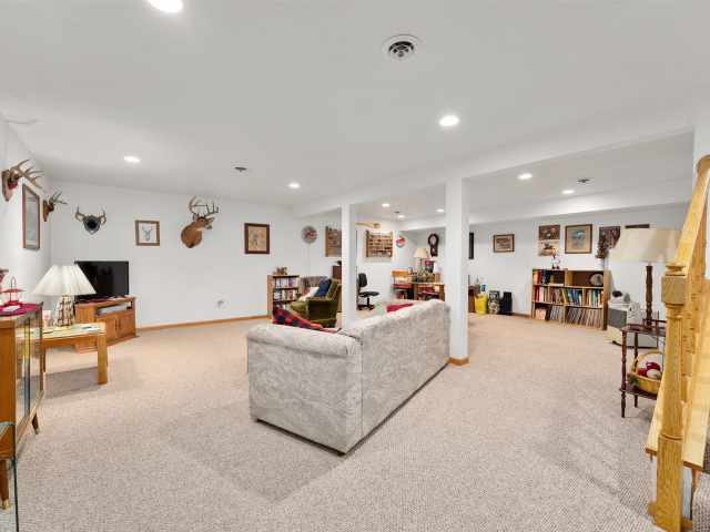 Bloomer Residential Real Estate