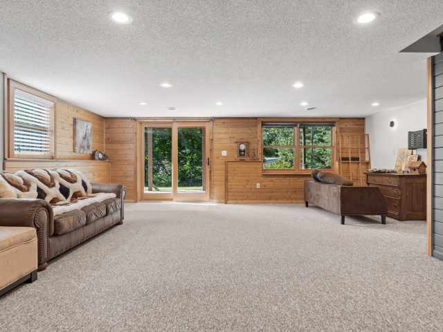 Holmen Residential Real Estate