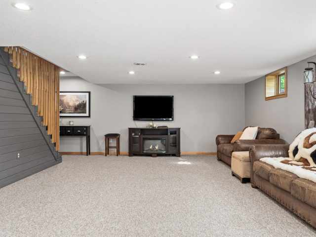 Holmen Residential Real Estate