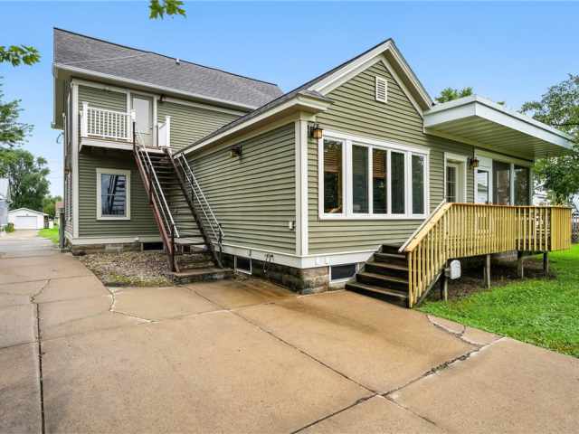 Mondovi Multifamily Real Estate