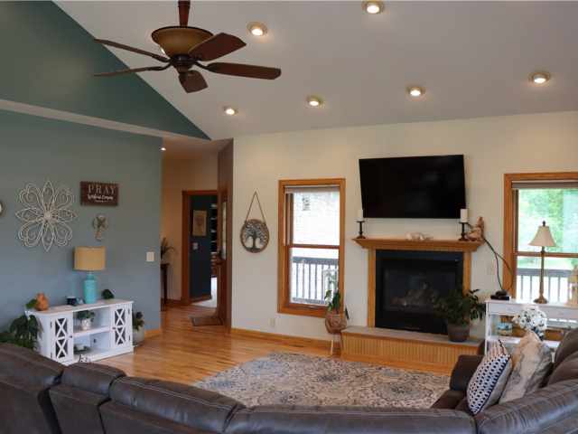 Almena Residential Real Estate
