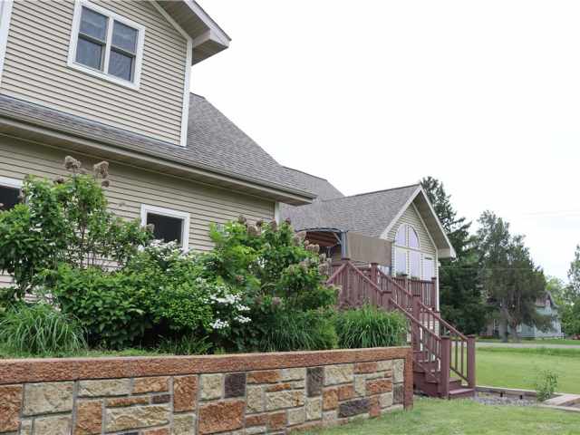 Almena Residential Real Estate