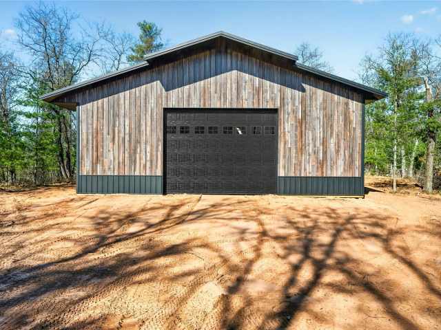 Minong Land Real Estate