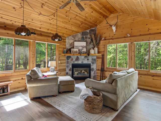 Minong Residential Real Estate